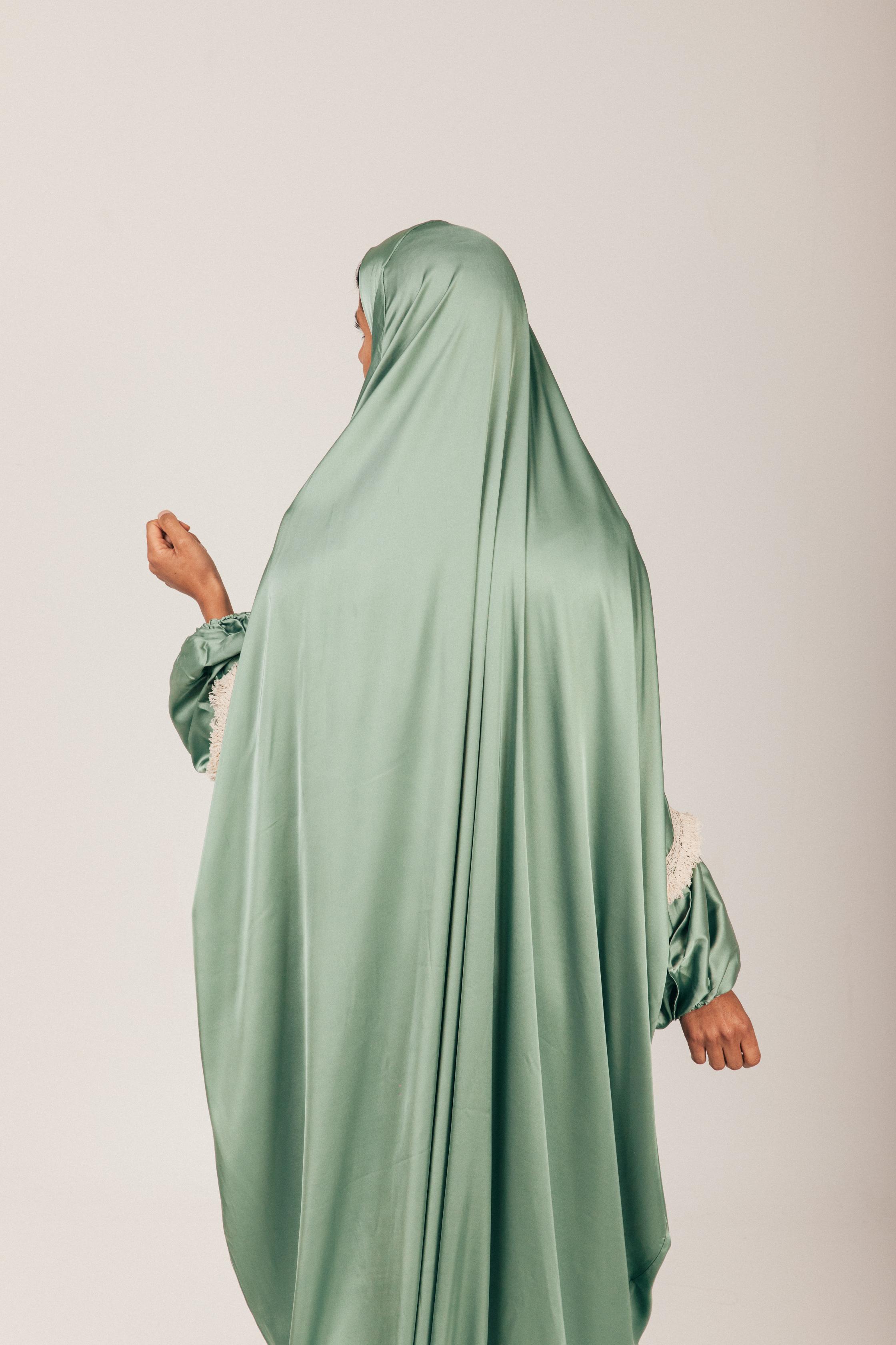 Mint Satin Khimar